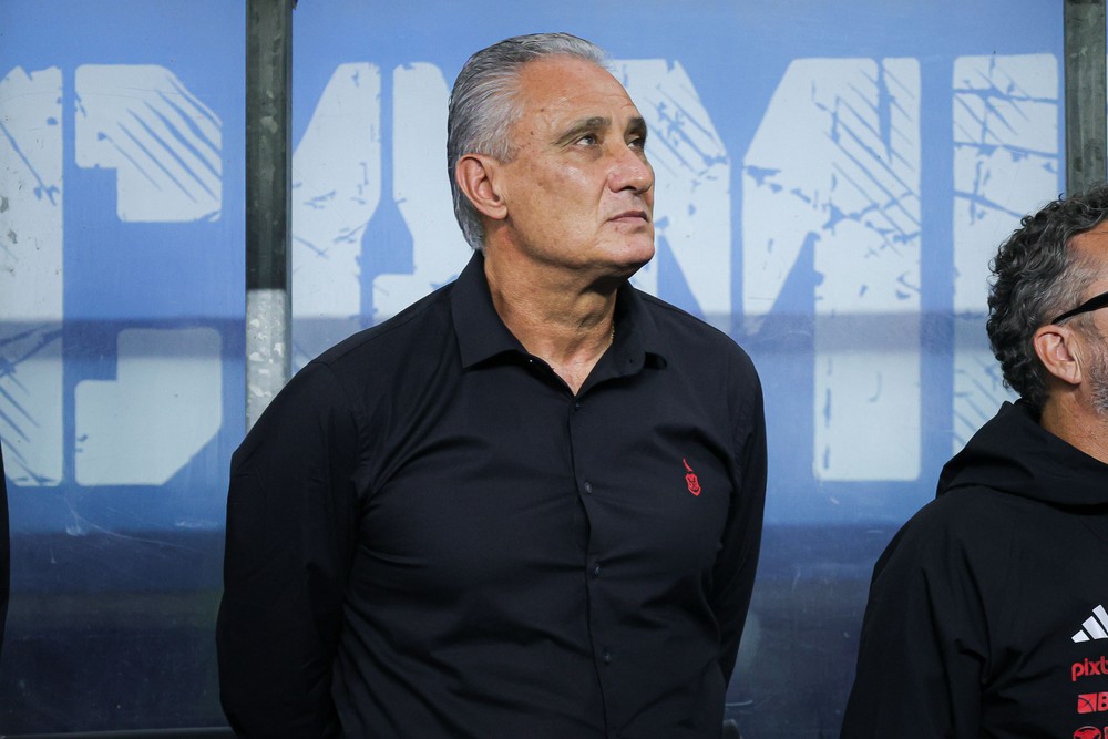 Empresário de Tite aciona Justiça e cobra R$ 174 mil do Flamengo.
