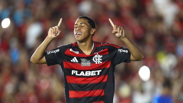 Flamengo vence o Botafogo-PB na Copa do Brasil com gol de jovem promessa
