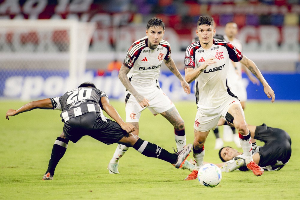 Flamengo abusa dos erros e precisa aprender a jogar em situações desconfortáveis